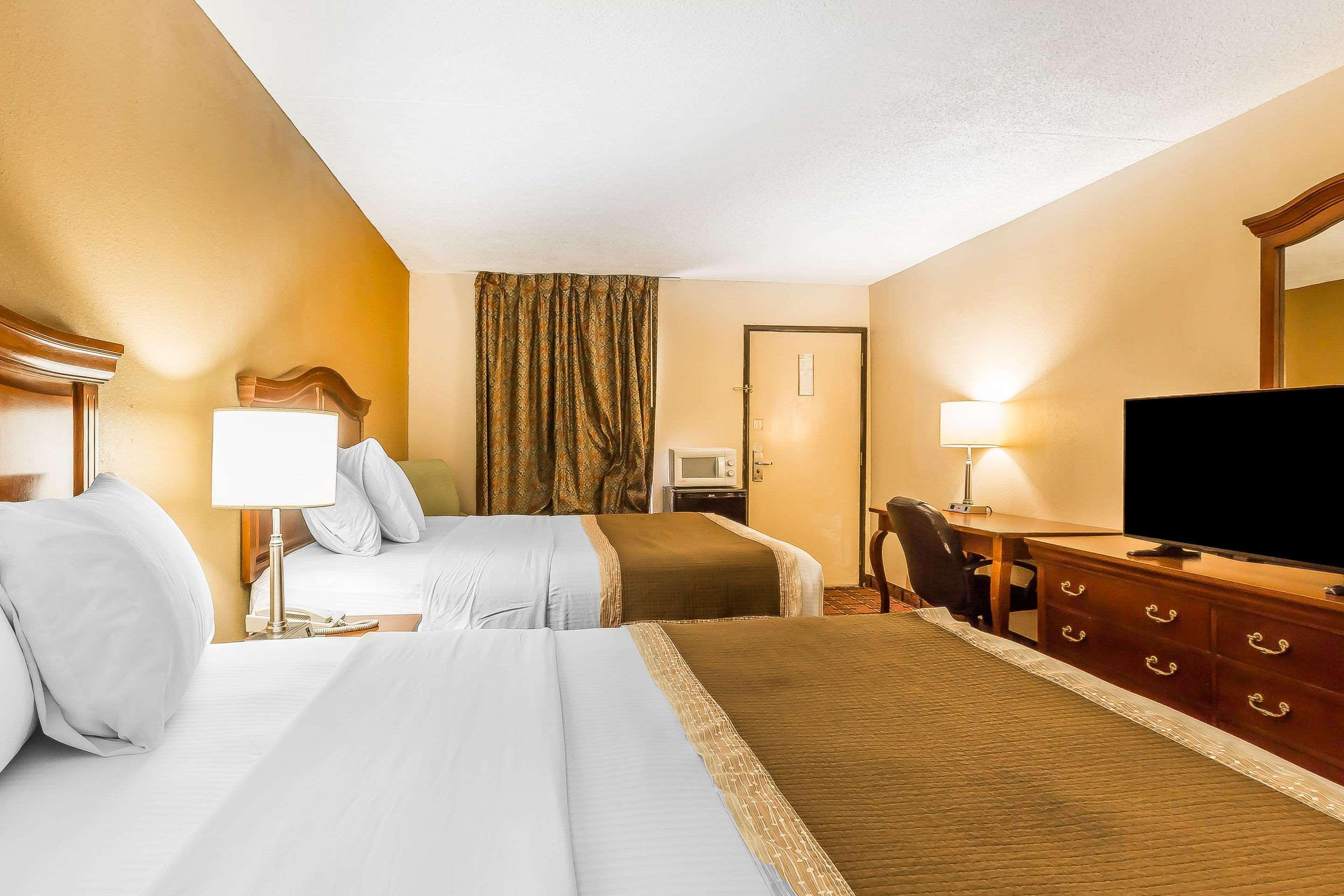 Rodeway Inn Knoxville Exterior photo